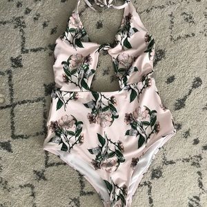 H&M one piece bathing suit